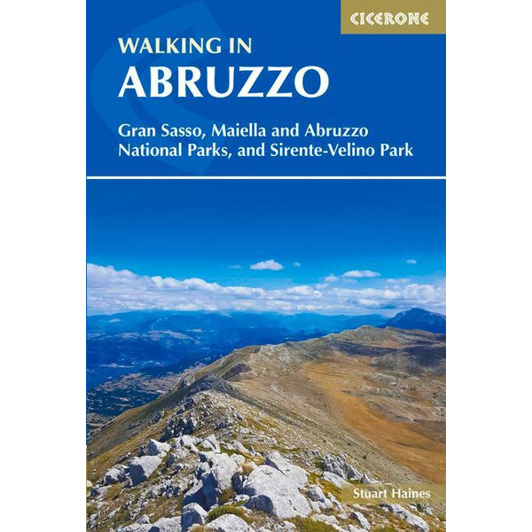  Walking in Abruzzo - Wanderführer